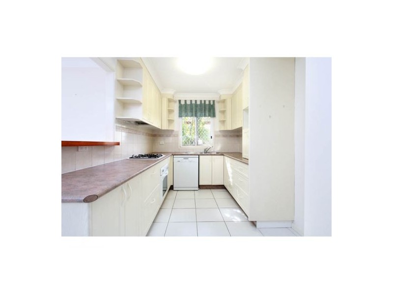 32 Abbotsleigh Street, Holland Park QLD 4121