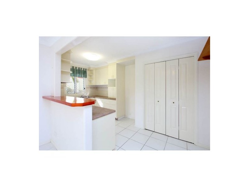 32 Abbotsleigh Street, Holland Park QLD 4121