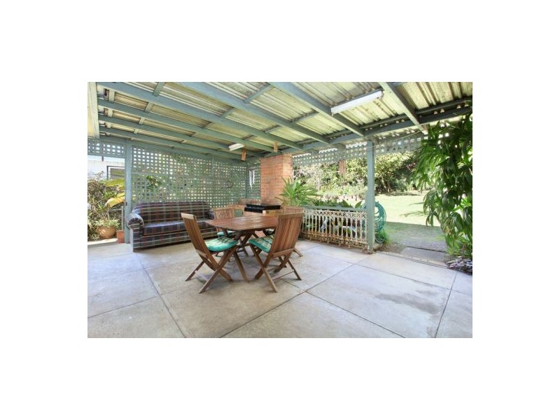 14 Oatland Cr, Holland Park West QLD 4121