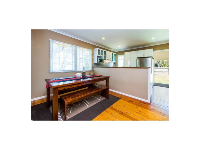 1197 Cavendish Road, Mount Gravatt East QLD 4122