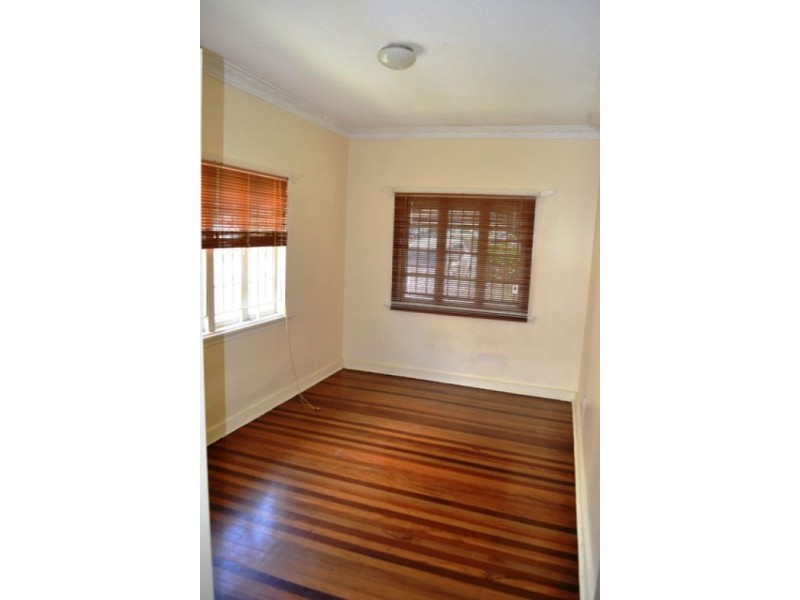 1370 Logan Road, Mount Gravatt QLD 4122