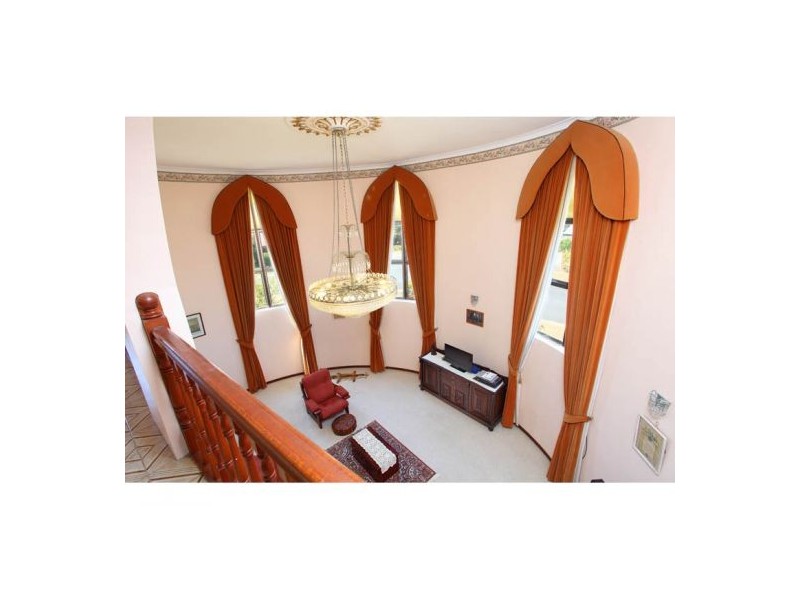 25 Edred Street, Carindale QLD 4152