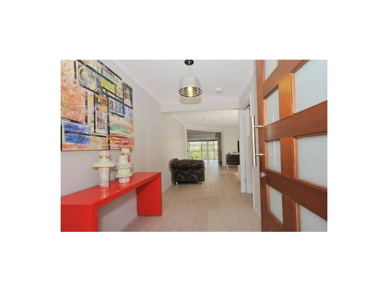 41 Almavale Street, Carindale QLD 4152