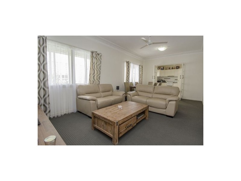 62 Hunter Street, Greenslopes QLD 4120