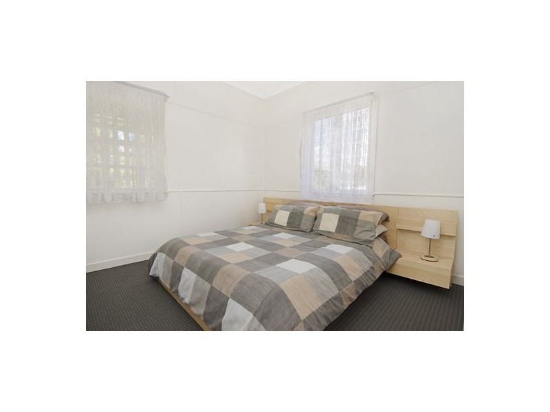 62 Hunter Street, Greenslopes QLD 4120