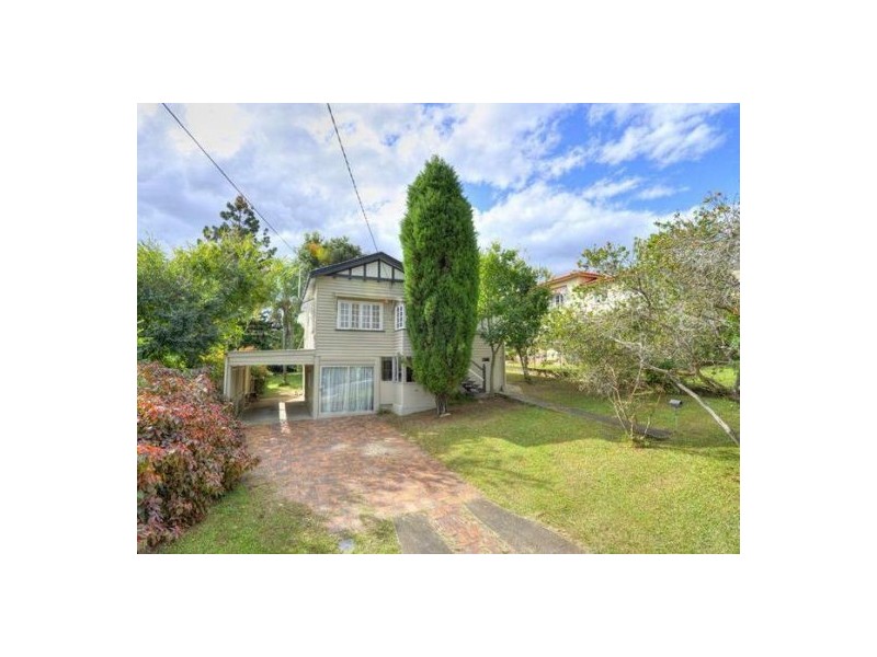 92 Delville Avenue, Moorooka QLD 4105