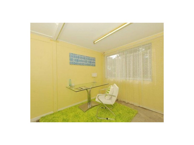 92 Delville Avenue, Moorooka QLD 4105