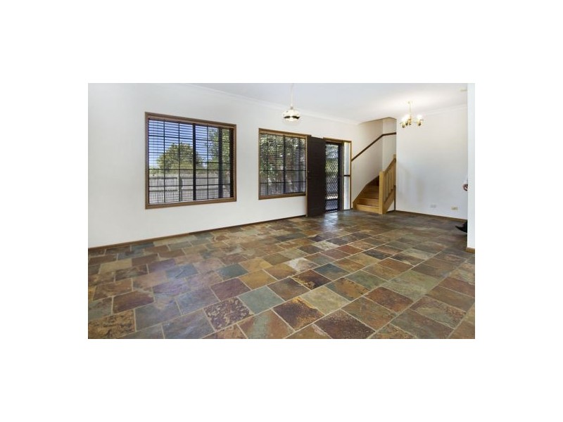 24 Tarrant Street, Mount Gravatt East QLD 4122