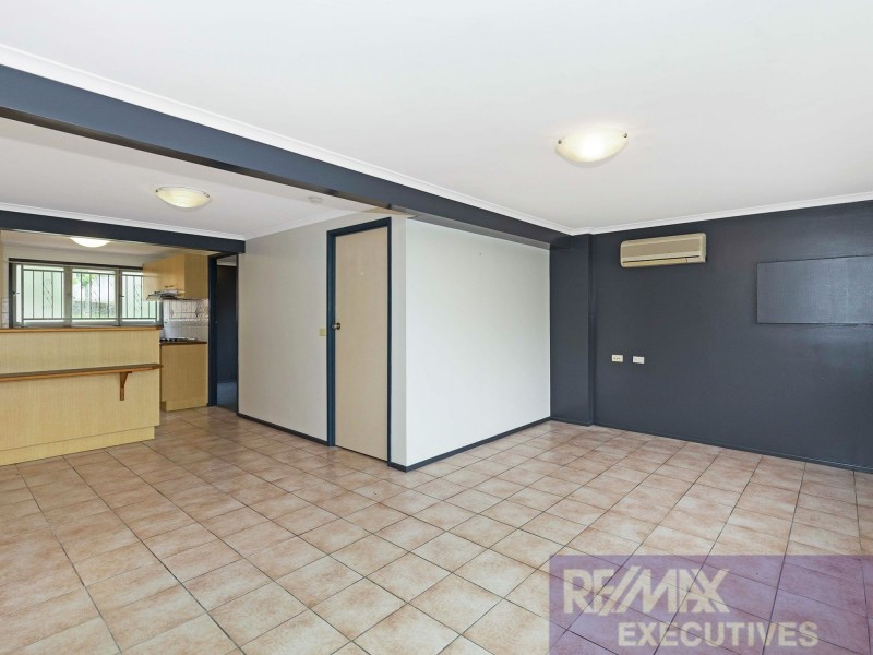 8b Brinawa Street, Camp Hill QLD 4152