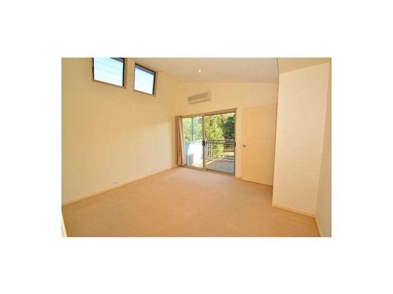 28 Churchill Street, Woolloongabba QLD 4102