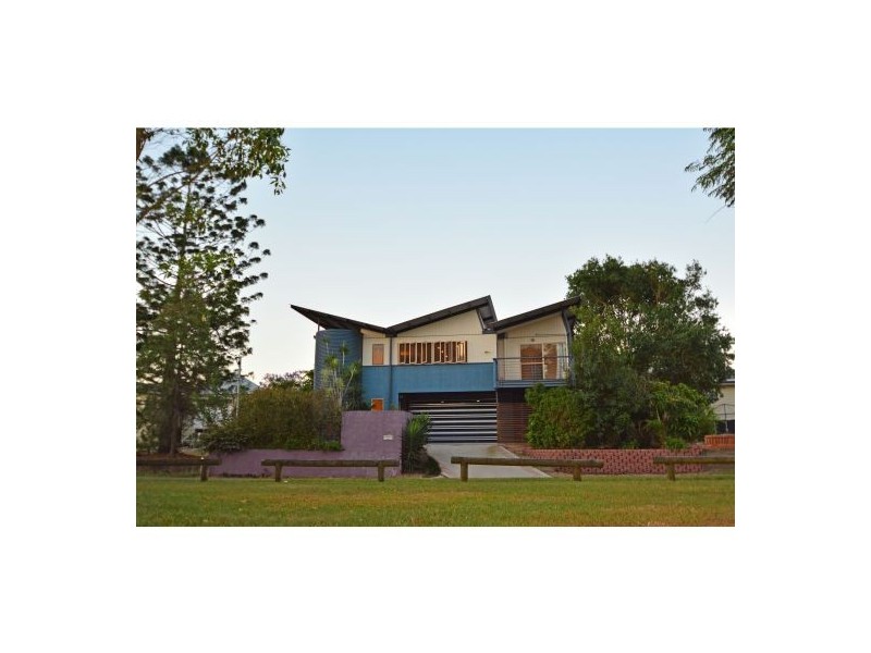 28 Churchill Street, Woolloongabba QLD 4102