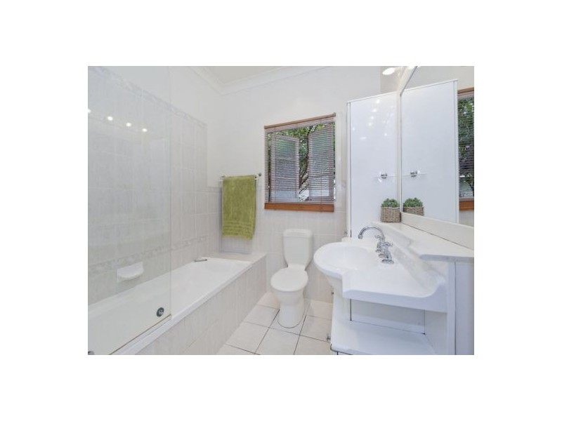 10 Troubridge Street, Mount Gravatt QLD 4122