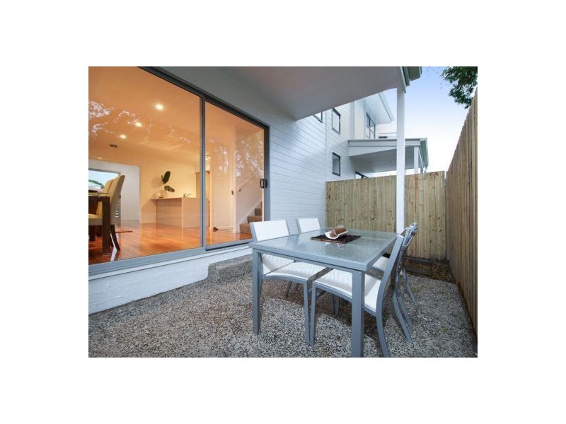 1/80 Plimsol Street, Greenslopes QLD 4120