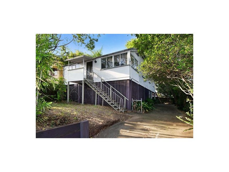 38 Young Street, Annerley QLD 4103