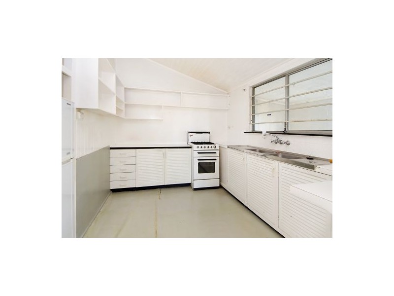 38 Young Street, Annerley QLD 4103