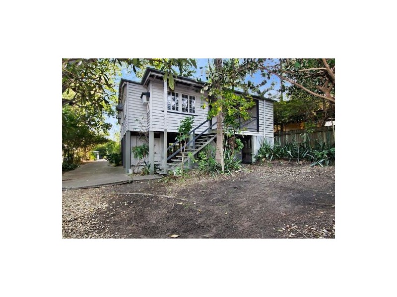 38 Young Street, Annerley QLD 4103