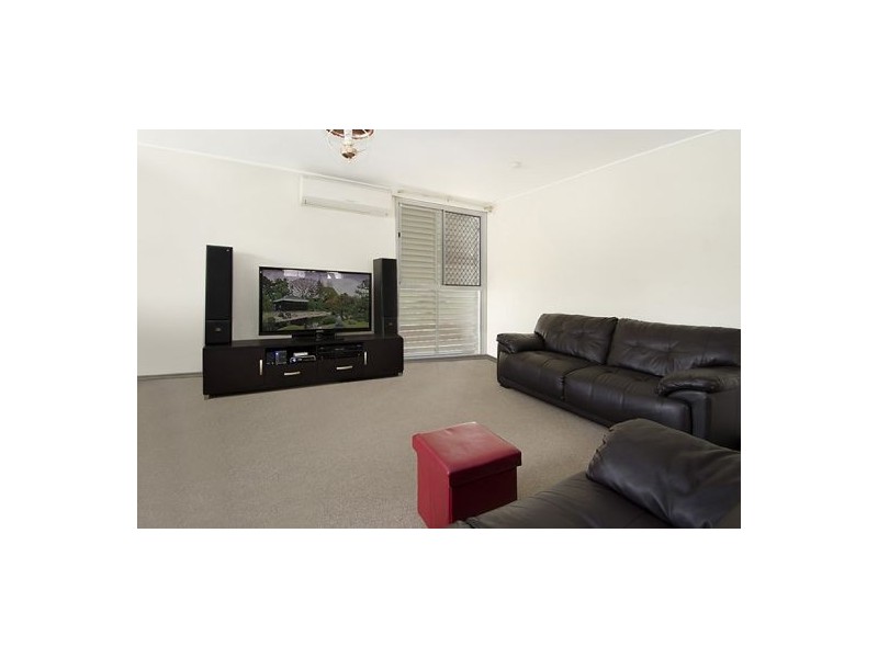 3 Togar St, Mansfield QLD 4122