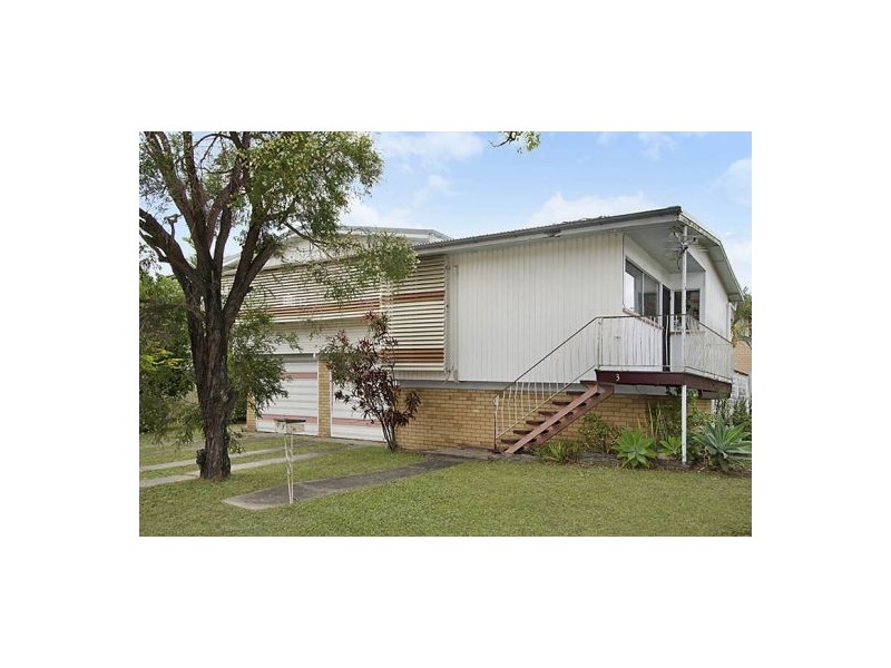 3 Togar St, Mansfield QLD 4122