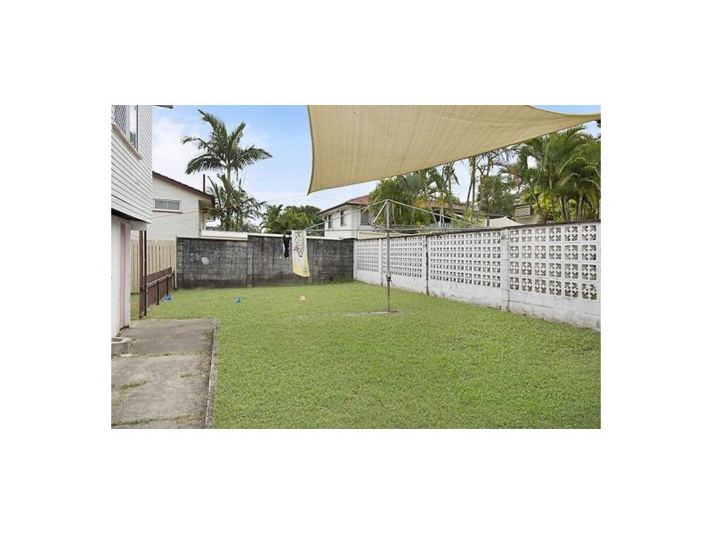 3 Togar St, Mansfield QLD 4122