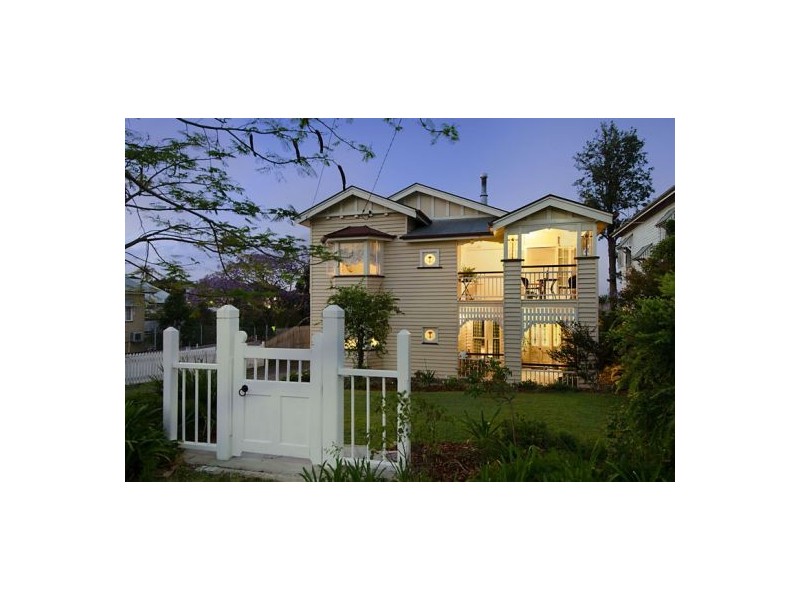 6 The Crescent, Coorparoo QLD 4151