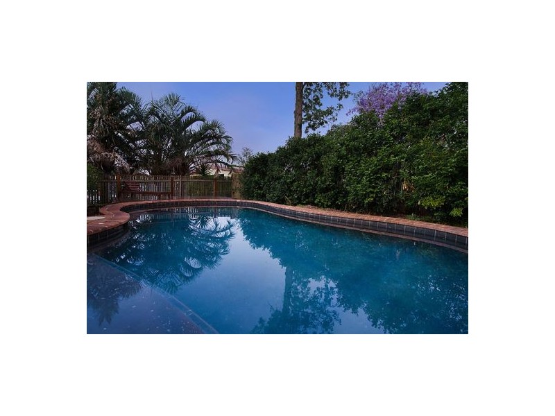 6 The Crescent, Coorparoo QLD 4151
