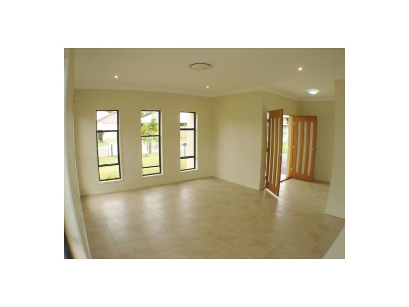 18 Vera Place, Tingalpa QLD 4173