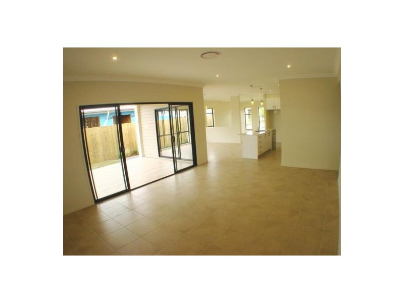 18 Vera Place, Tingalpa QLD 4173