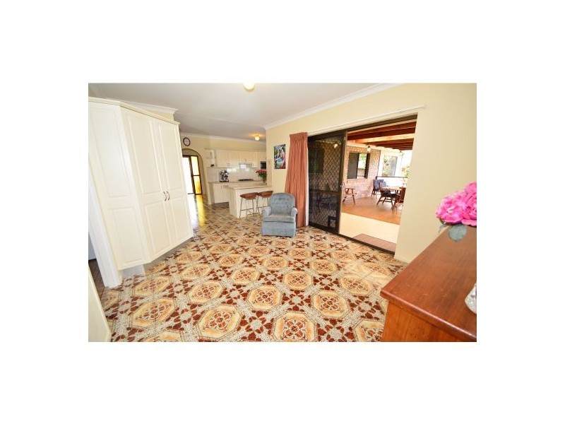 42 Peachdale Street, Tingalpa QLD 4173