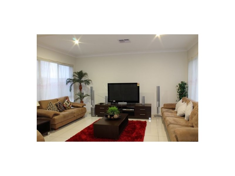 29 Taylor Place, Mackenzie QLD 4156