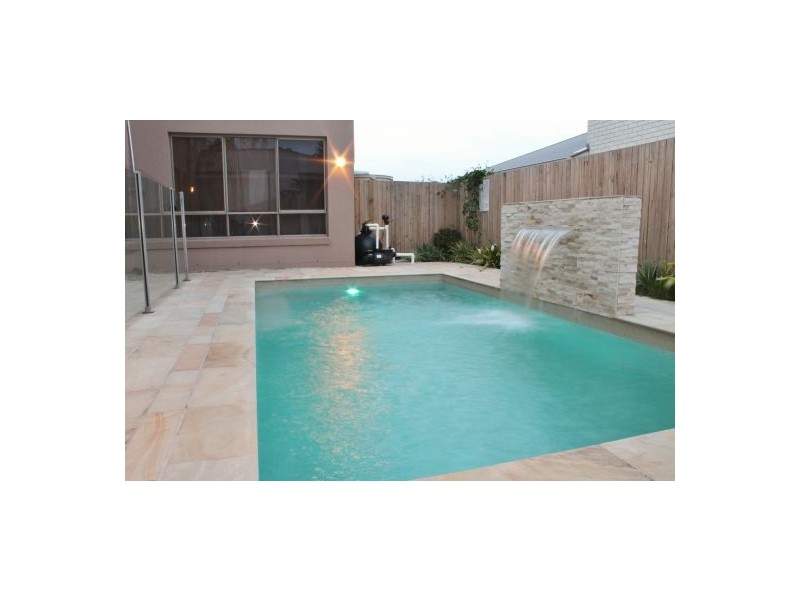 29 Taylor Place, Mackenzie QLD 4156