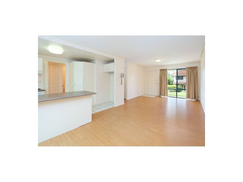 18/96 Marshall Road, Holland Park West QLD 4121