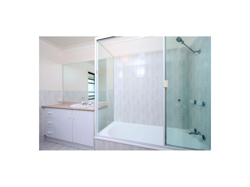 18/96 Marshall Road, Holland Park West QLD 4121