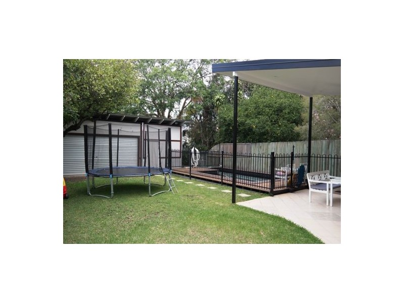 63 Pembroke Road, Coorparoo QLD 4151