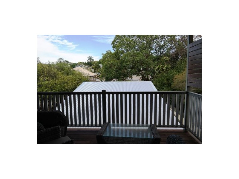 63 Pembroke Road, Coorparoo QLD 4151
