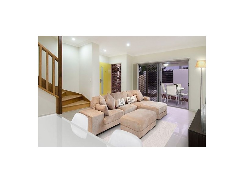 23 Cambridge Street, Carina Heights QLD 4152