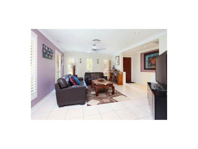 13 Farsley Place, Manly West QLD 4179