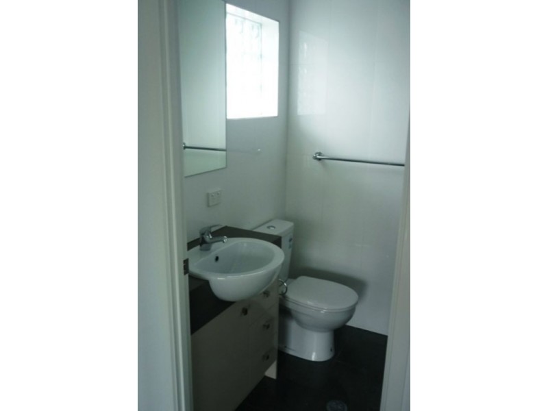 2/82 Grenfell Street, Mount Gravatt East QLD 4122