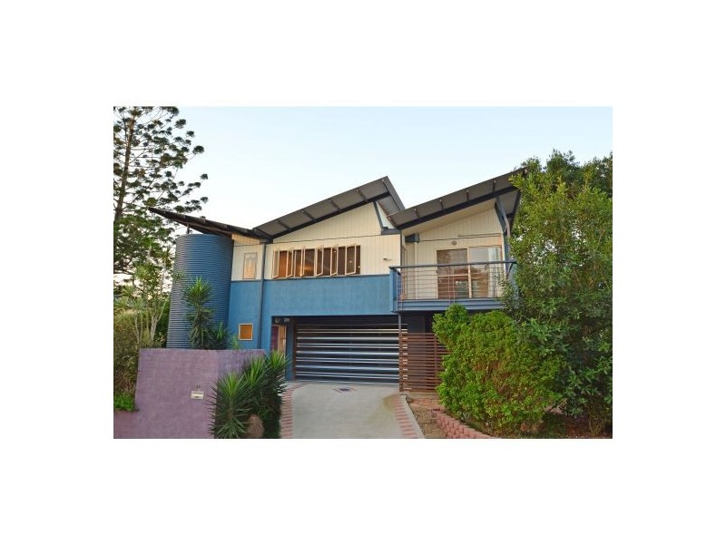 28 Churchill Street, Woolloongabba QLD 4102