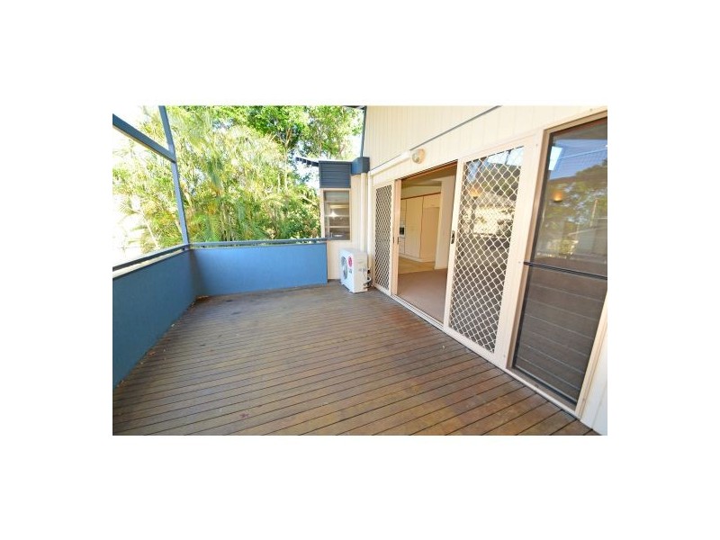 28 Churchill Street, Woolloongabba QLD 4102