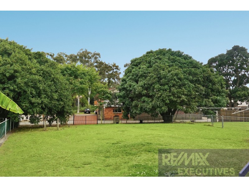 53 Birdwood Road, Holland Park West QLD 4121