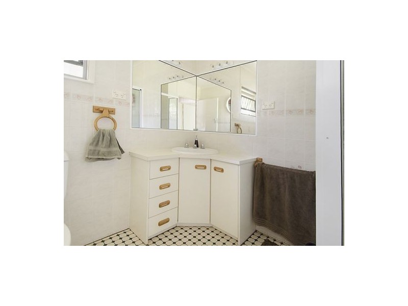 2/12 Lade Street, Coorparoo QLD 4151