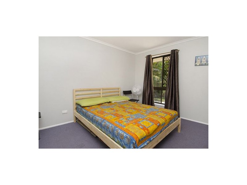 6 Baguette Street, Carina QLD 4152