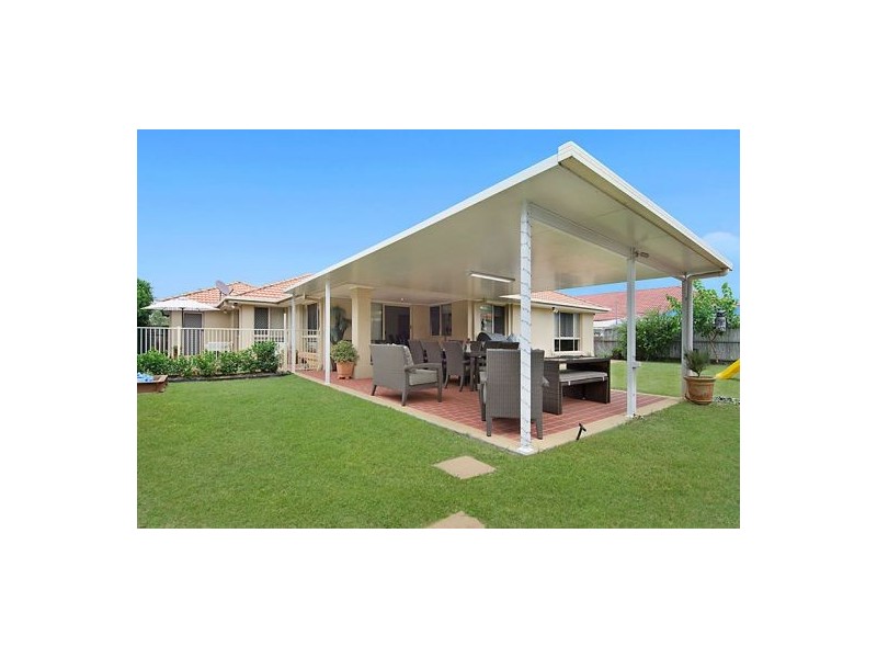 24 Tantanoola Street, Parkinson QLD 4115