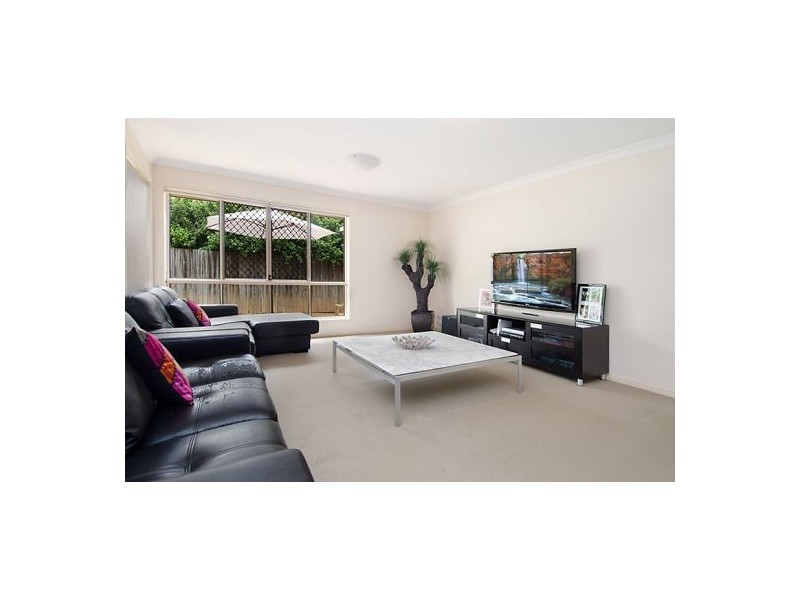 24 Tantanoola Street, Parkinson QLD 4115