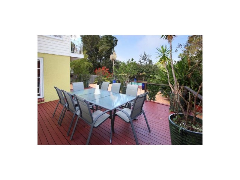 545 Cavendish Road, Coorparoo QLD 4151