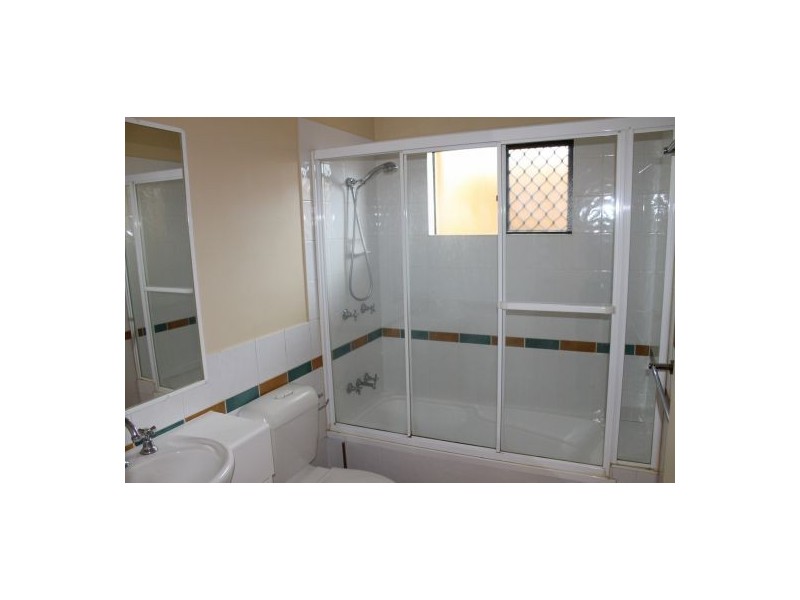 8/87 Victoria Tce, Greenslopes QLD 4120