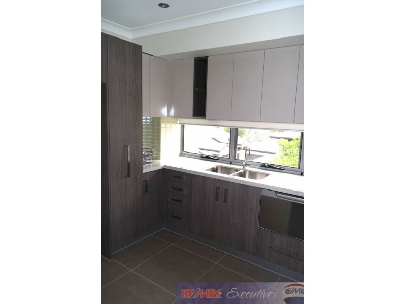 23 Cambridge Street, Carina Heights QLD 4152