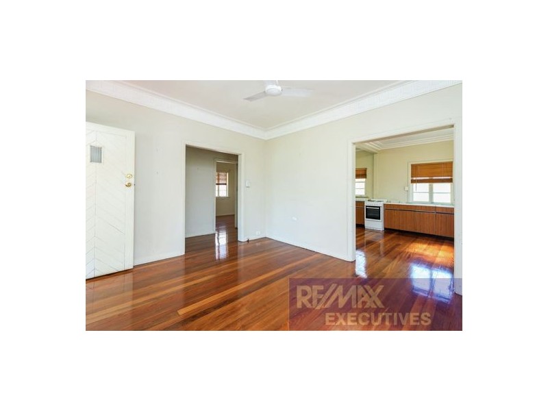 34 Judge Street, Norman Park QLD 4170