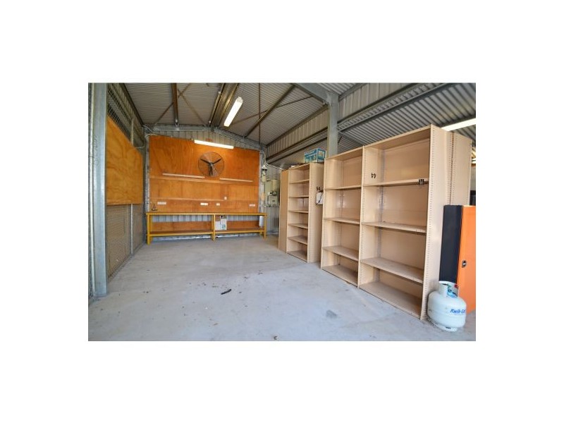 128 Nursery Road, Holland Park West QLD 4121