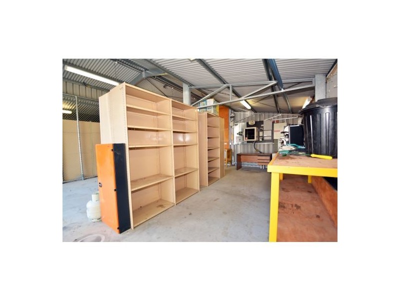 128 Nursery Road, Holland Park West QLD 4121